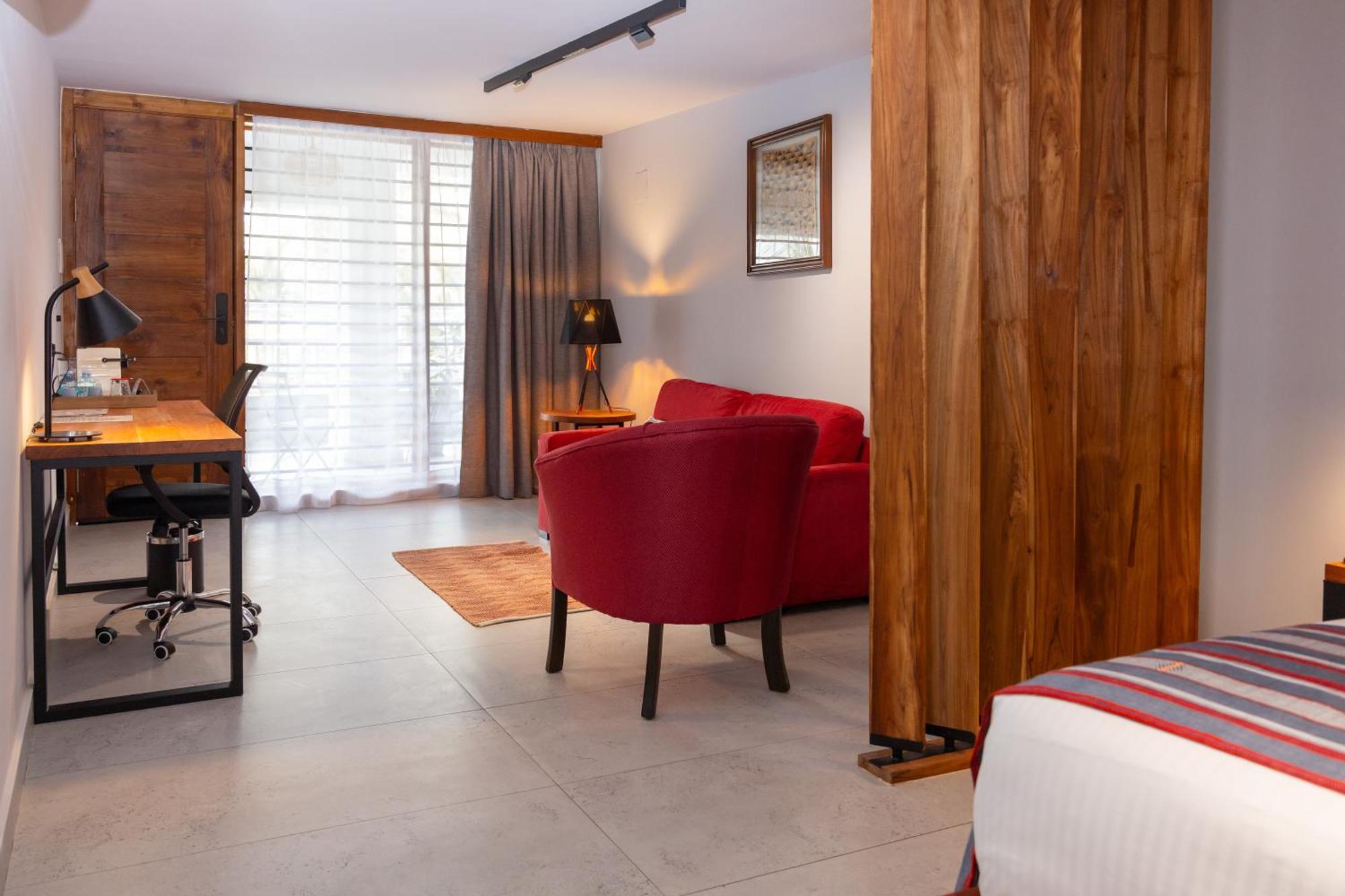 Hotel Du Lac Котону Экстерьер фото