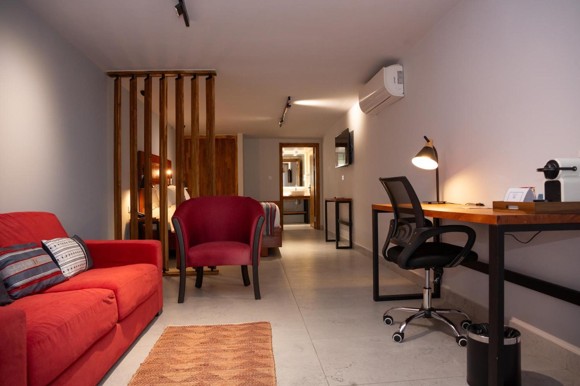 Hotel Du Lac Котону Экстерьер фото